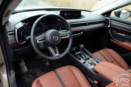 2023 Mazda CX-50, interior